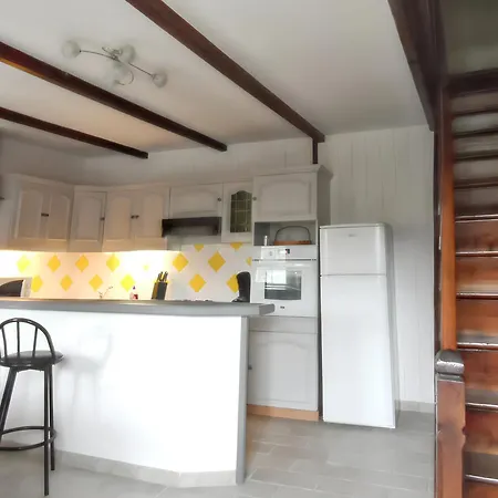 Maison Charmante Près De Avec Terrasse. Casa vacanze